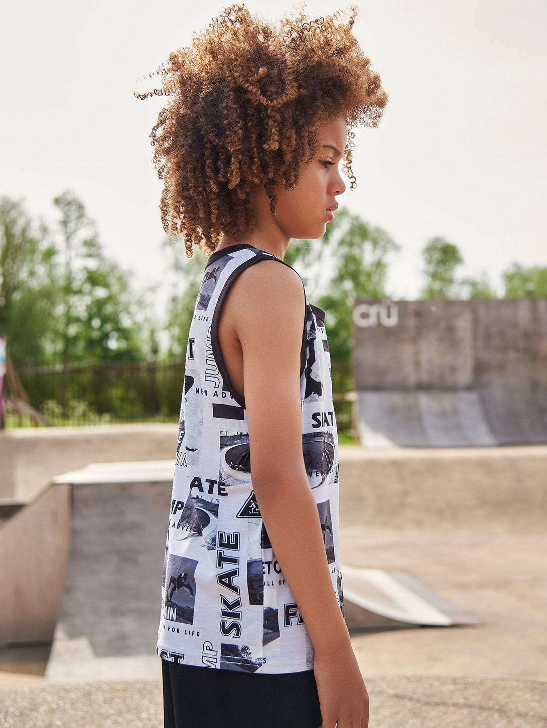 Boys Letter & Figure Graphic Contrast Binding Tank Top - Negative Apparel