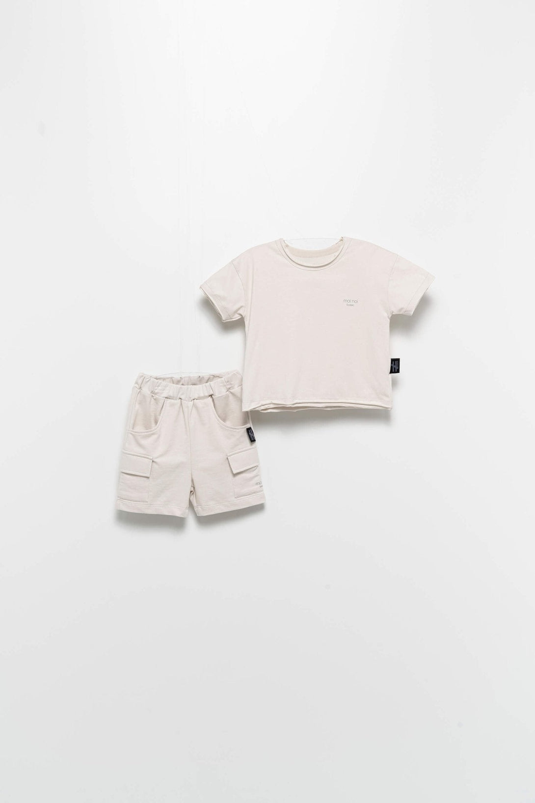 Round neck t-top paired with down pocket elastic short. - Negative Apparel