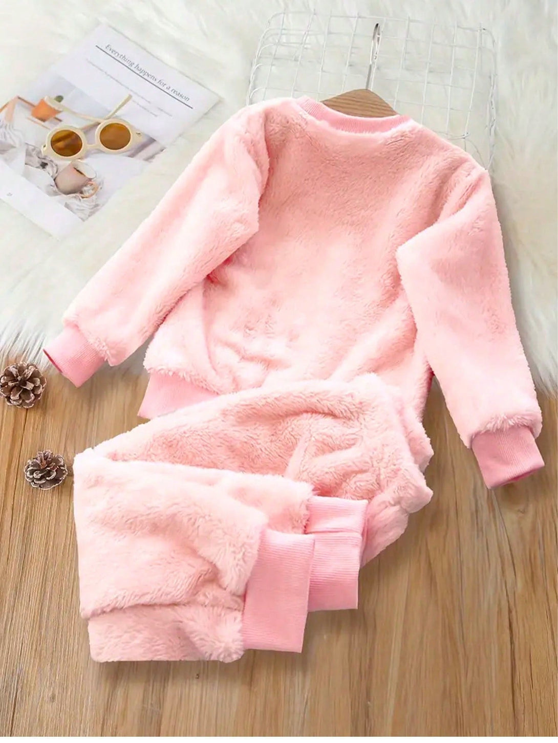 SHEIN Toddler Girls' Cute And Simple Unicorn Print Plush Warm Pajama Set For Autumn And Winter - Negative Apparel