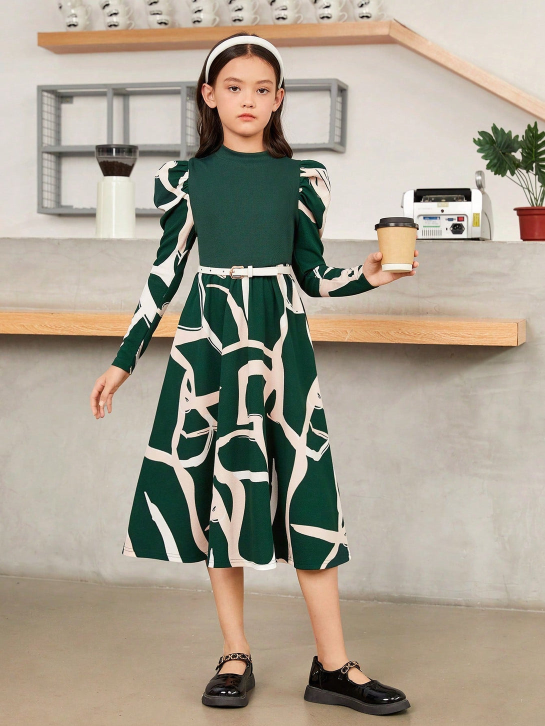 SHEIN Tween Girl Graphic Print Puff Sleeve Dress - Negative Apparel